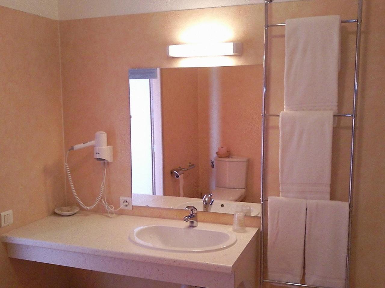 Logis L'Auberge Du Quercy Blanc Molières 외부 사진